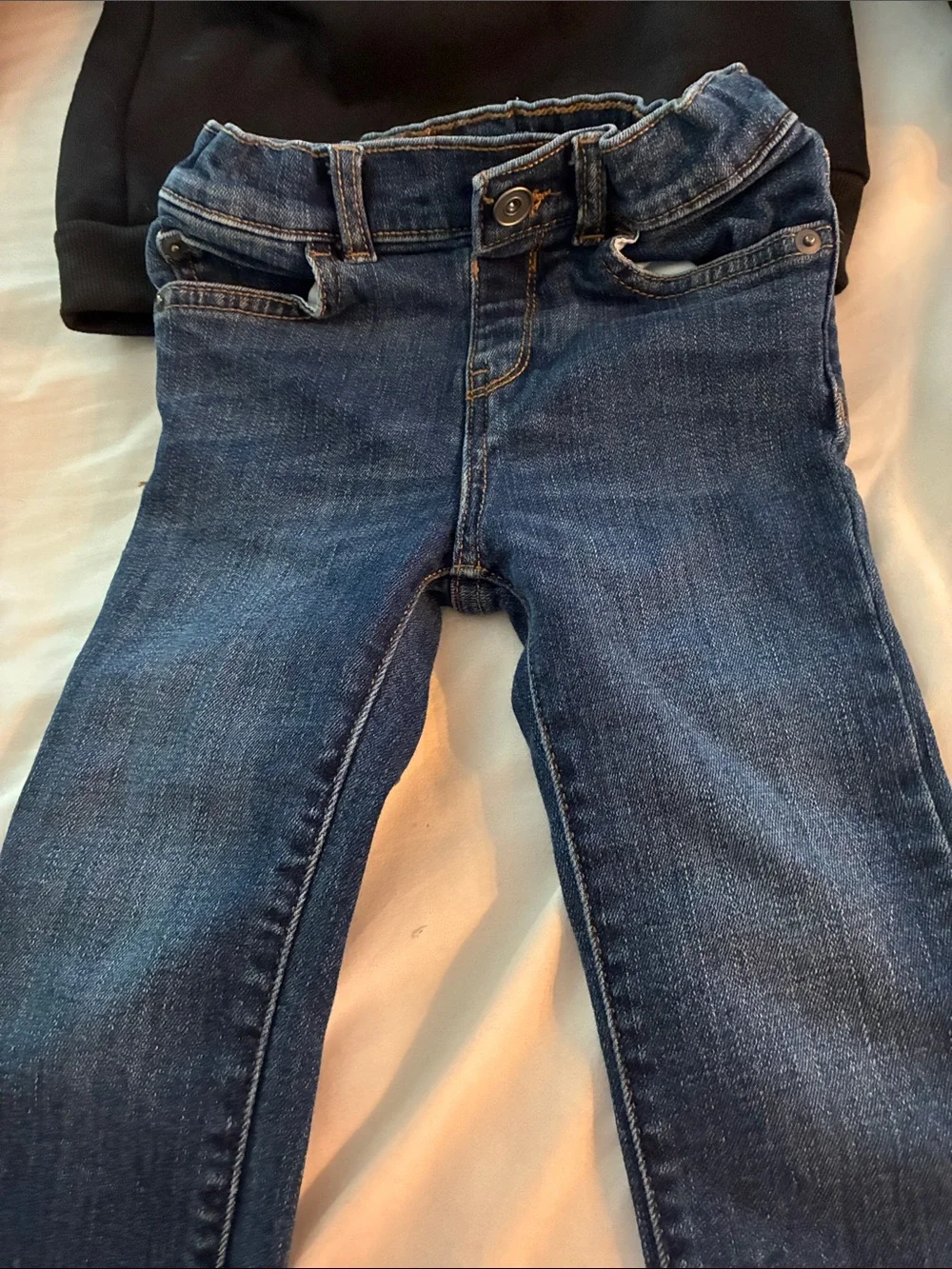 The Children's Place Black 'Heart Crusher' Sweatshirt & Dark Blue Jeans Set